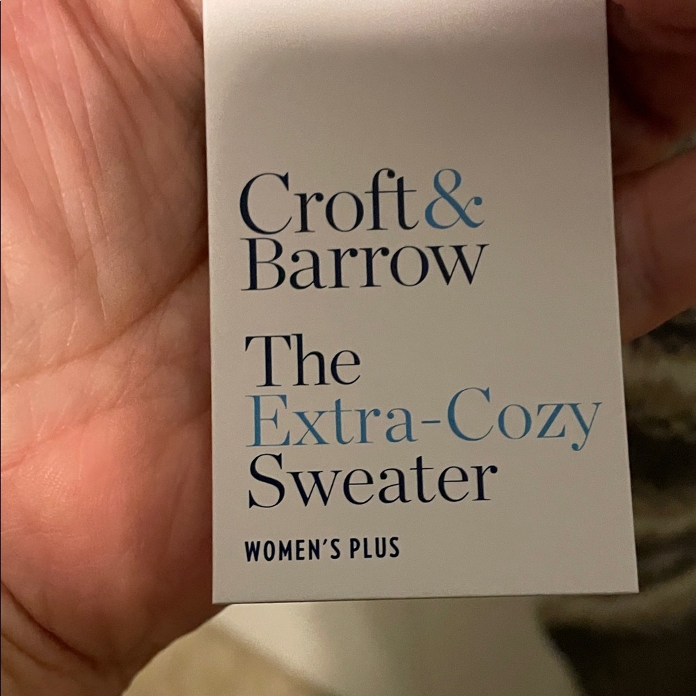 Croft & Barrow Women's Gray and Cream Patterned Crewneck Sweater - Picture 4 of 6